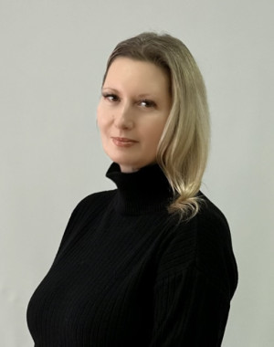 Старший воспитатель высшей категории Попова Елена Евгеньевна Старший воспитатель высшей категории Попова Елена Евгеньевна